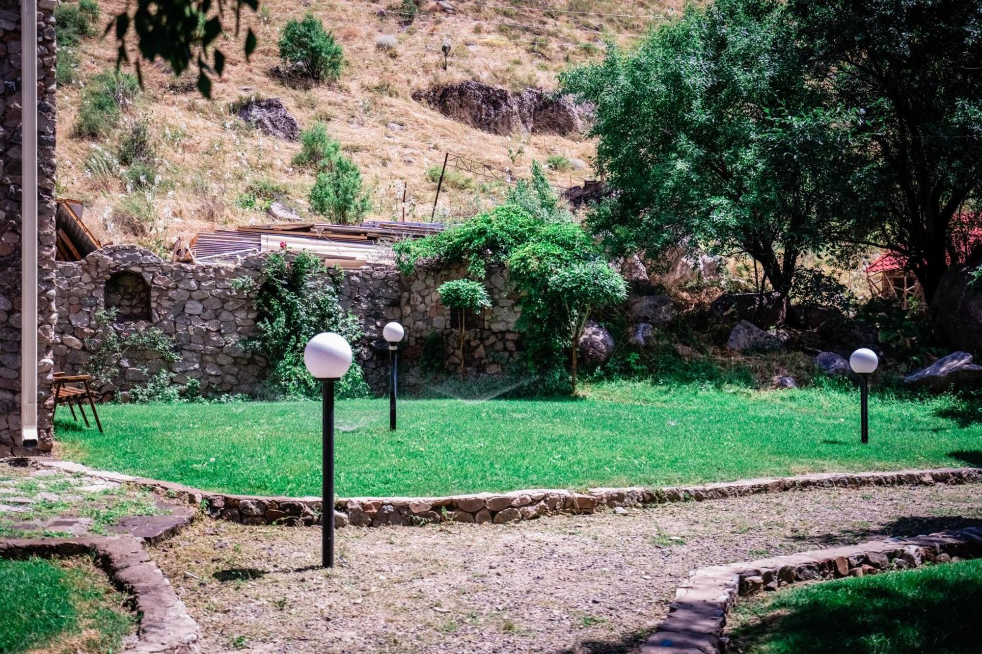 Chatcal Mountains Resort Burchmulla Екстериор снимка