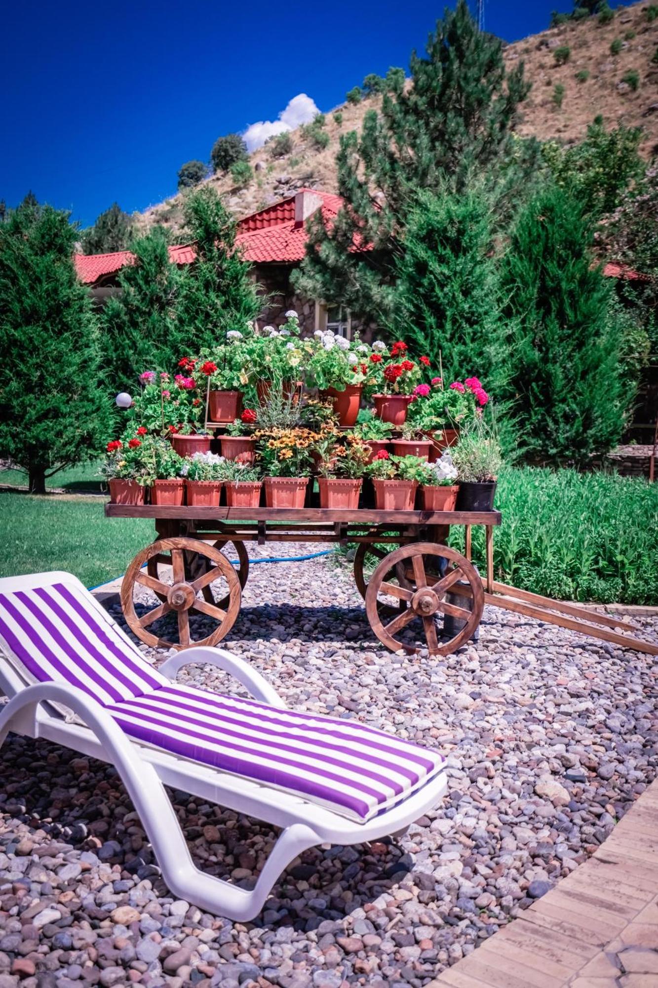 Chatcal Mountains Resort Burchmulla Екстериор снимка