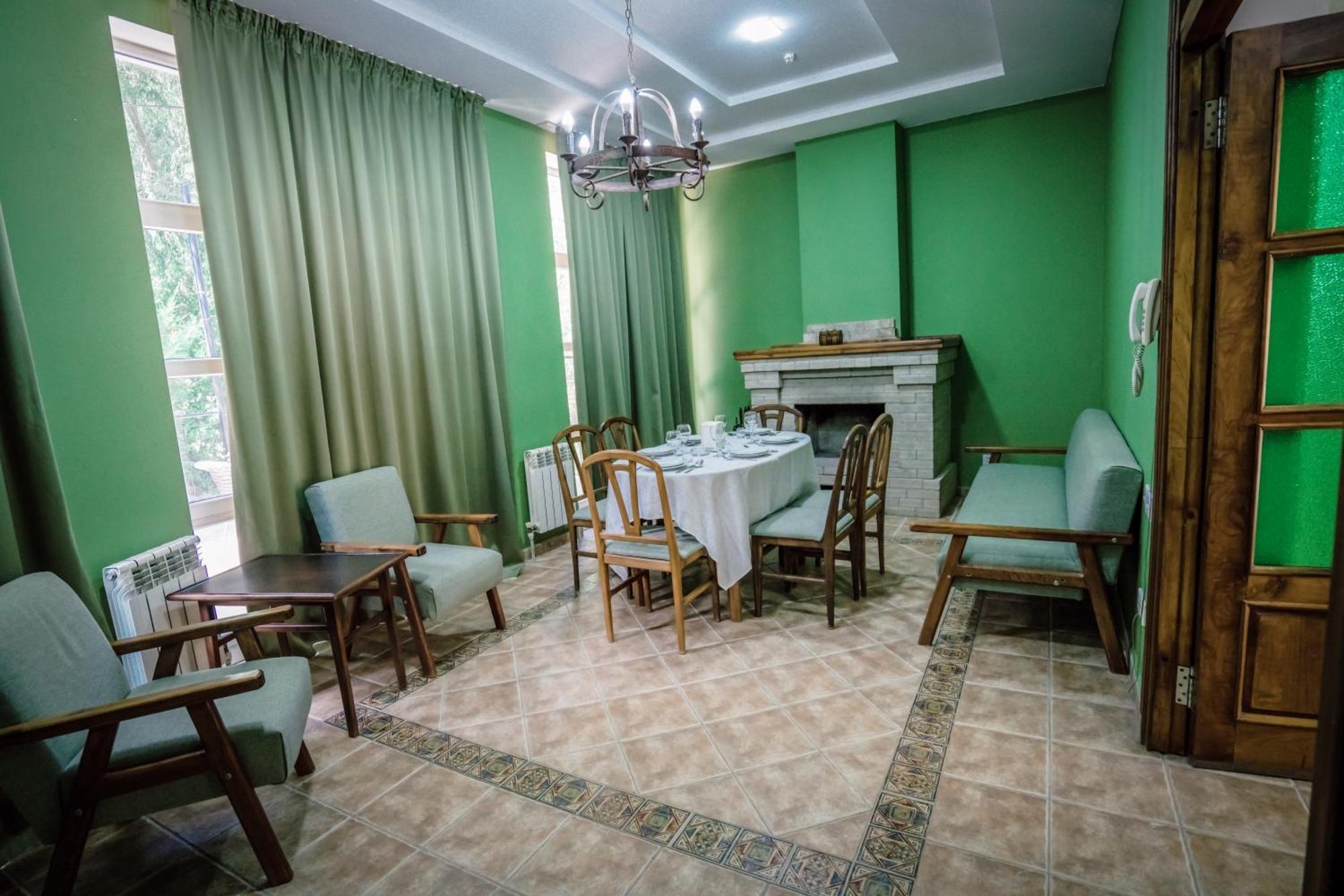 Chatcal Mountains Resort Burchmulla Екстериор снимка