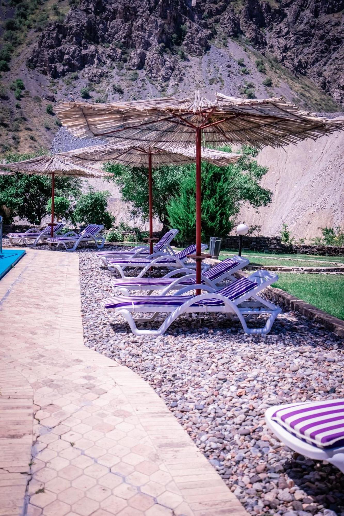 Chatcal Mountains Resort Burchmulla Екстериор снимка